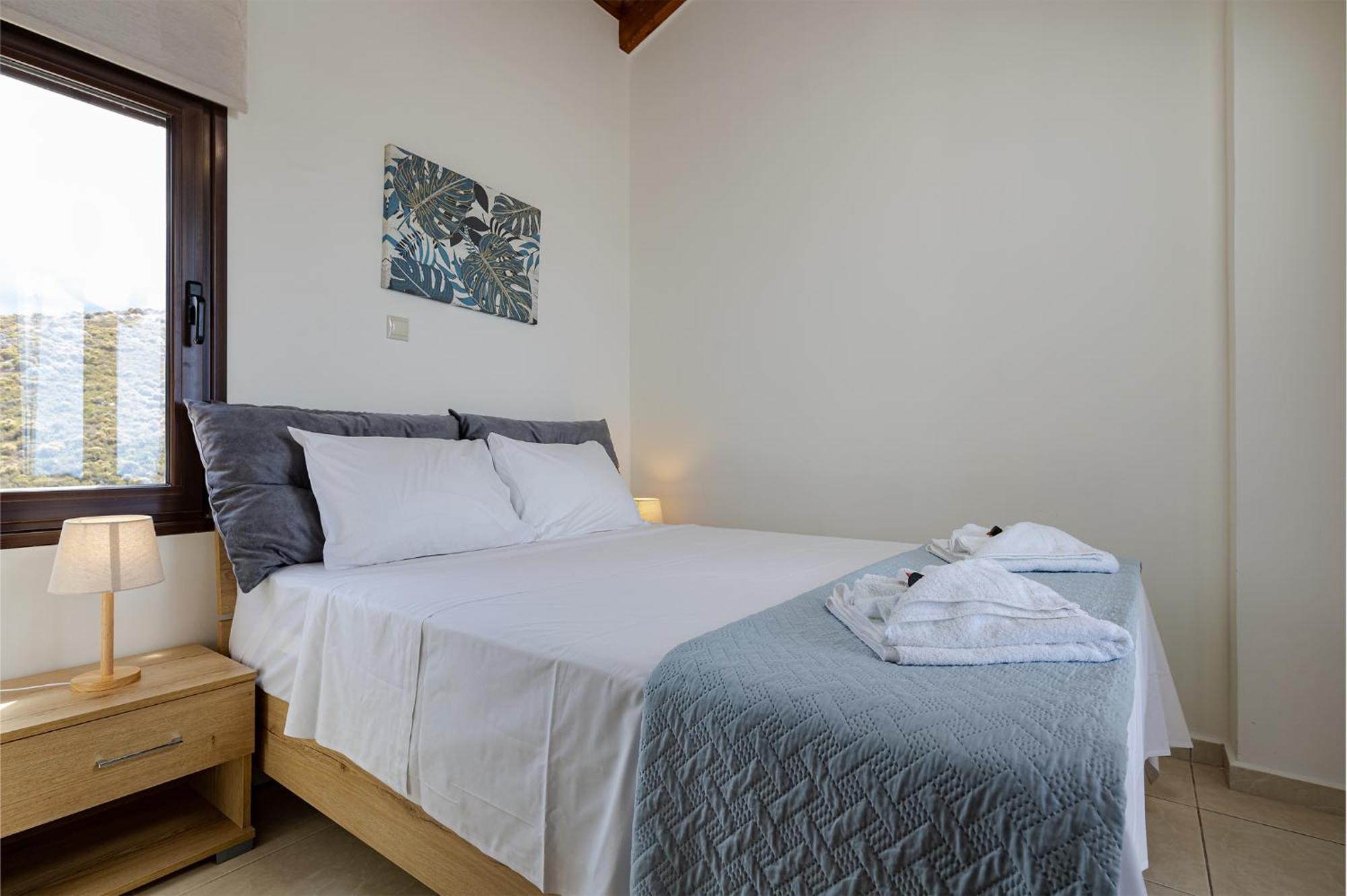 Mari Chania, With Private Ecologic Pool And Amazing View! Villaer *