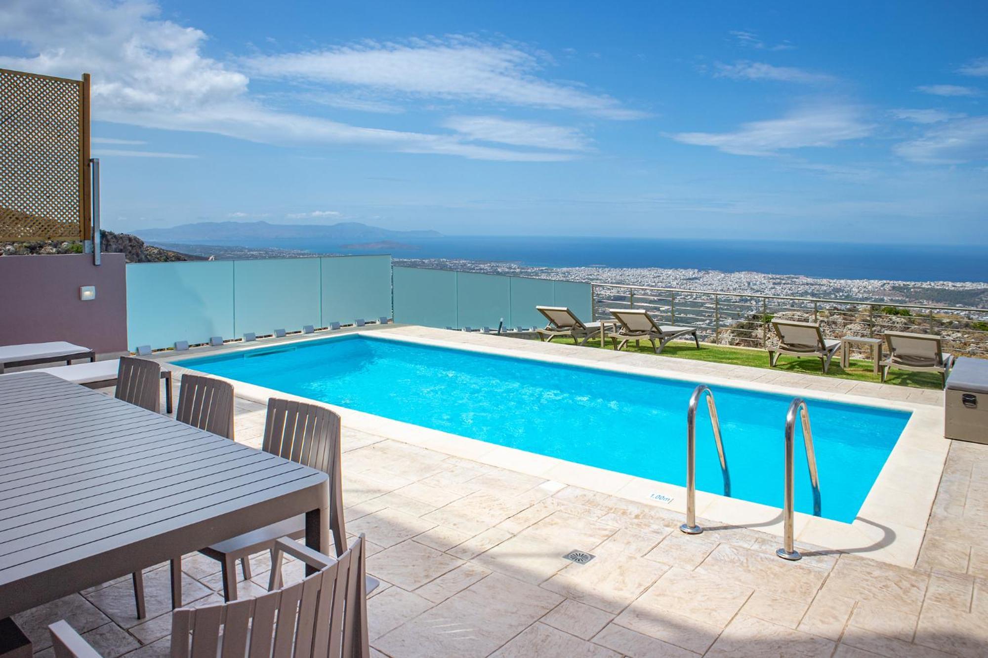 Mari Chania, With Private Ecologic Pool And Amazing View! * Chrissi Akti Chania
